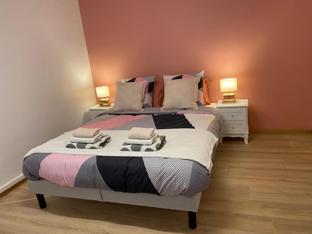 Grand F4 De 71M2 Pour 6 Personnes En Plein Centre Ville Arpajon Exteriör bild